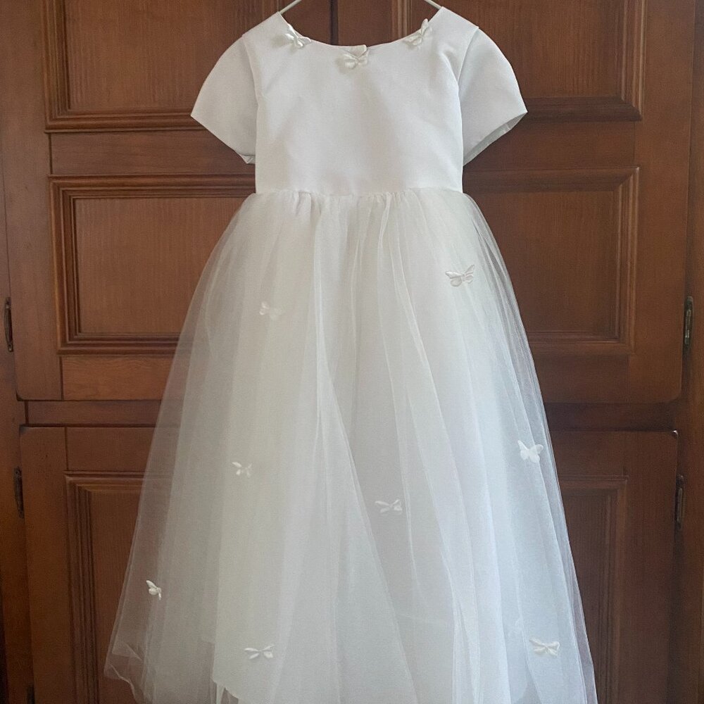 Like New White Butterfly Flower Girl Wedding Dress or Fancy Dress Up- Size 6
